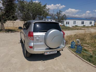 шыны зимние: Toyota RAV4: 2006 г., 2 л, Автоматтык, Бензин, Жол тандабас