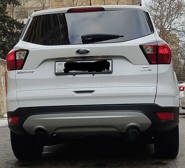 Ford: Ford Escape: 1.5 l | 2019 il 195400 km Ofrouder/SUV — 4