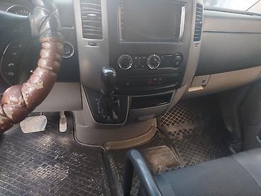 Легкий грузовой транспорт: Легкий грузовик — 10