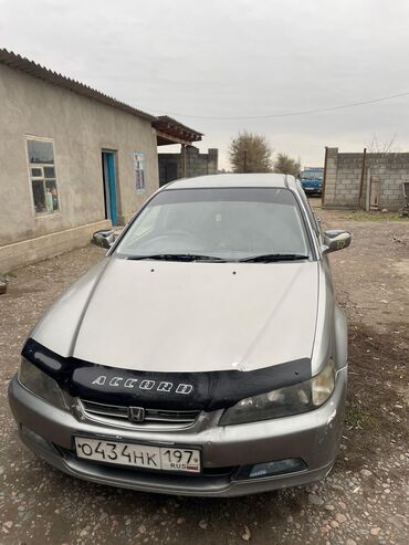 машина бугатти: Honda Accord: 1999 г., 2 л, Автомат, Бензин