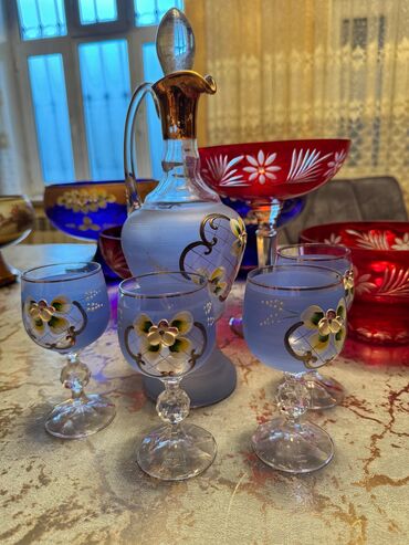 Beşiklər: Oğlan və qız üçün, Dördbucaq, Beşik, Dəstsiz, Matras ilə, Yellənmə mexanizm ilə — 7