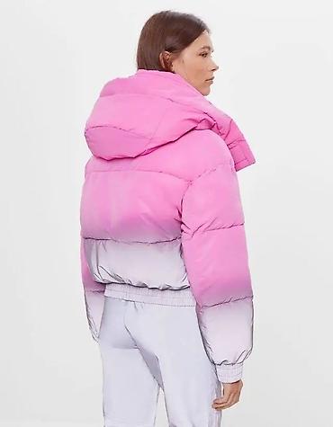ugg nemacka: Ženska puffer jakna sa ombre efektom - Boja: gradijent ružičaste ka — 4