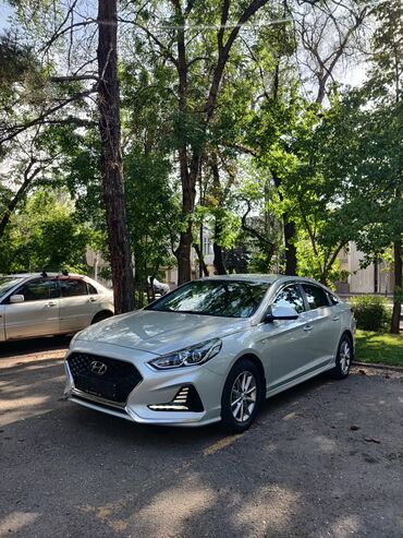 Hyundai: Hyundai Sonata: 2020 г., 2 л, Автомат, Газ, Седан