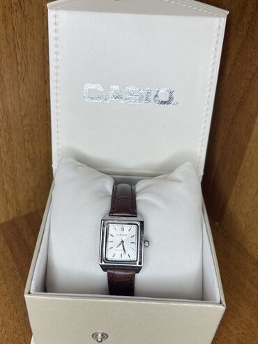 женские часы fossil: Наручные часы
