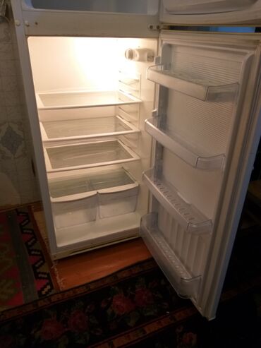 норд бенц: Двухкамерный цвет - Белый холодильник Nord