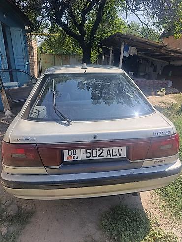 бу чехол: Mazda 626: 1989 г., 2 л, Механика, Бензин, Лифтбек — 5