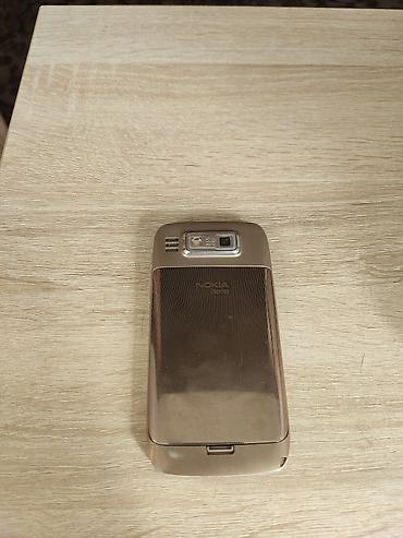 нокиа 700: Nokia E72 (Eseries), цвет золотистый/бронзовый. - Форм-фактор — 3