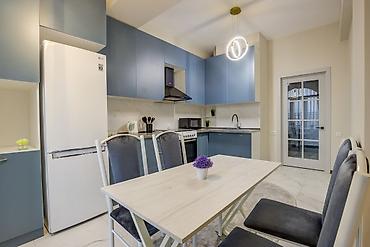 hostel osh: 2 комнаты, Бишкек Парк ТРЦ, Душевая кабина, Постельное белье, Кондиционер — 10