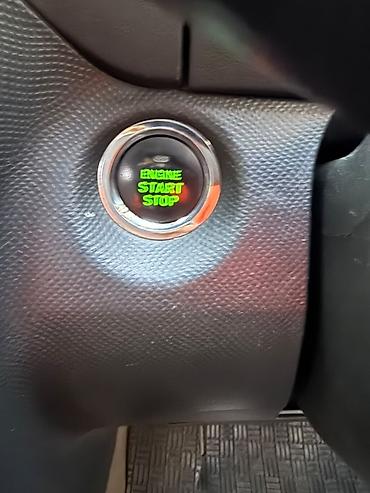 Продажа авто: Toyota Ractis: 2005 г., 1.3 л, Автомат, Бензин, Минивэн — 8