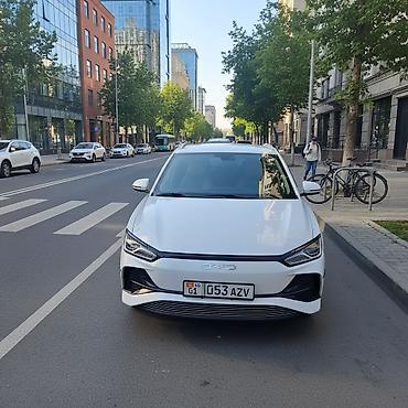 2023: BYD Qin: 2023 г., 0.1 л, Типтроник, Электромобиль, Седан — 3