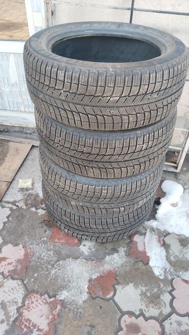 Шины: Шины 225 / 50 / R 17, Зима, Б/у, Комплект, Легковые, Китай, Michelin