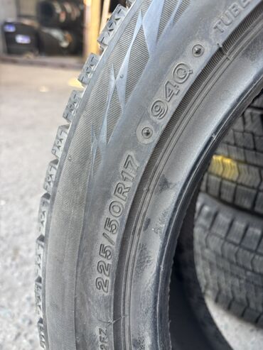 Шины: Шины 225 / 50 / R 17, Зима, Б/у, Комплект, Легковые, Япония, Bridgestone — 6