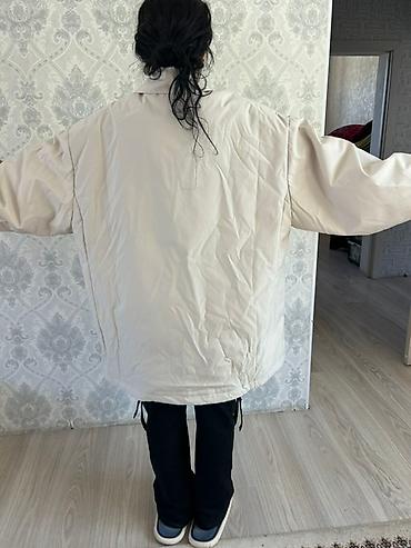 Куртки: Стеганая утеплённая куртка-рубашка оверсайз, цвет молочный — 2
