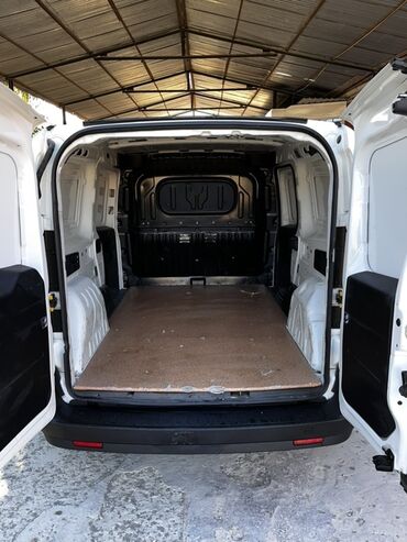Yük maşınları: Fiat Doblo maxi 2020 il, motor 1.4 l, Furqon, İşlənmiş — 5