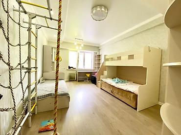Долгосрочная аренда квартир: For rent 2 bedroom apartment is in the city centre. Moskovskaya — 9