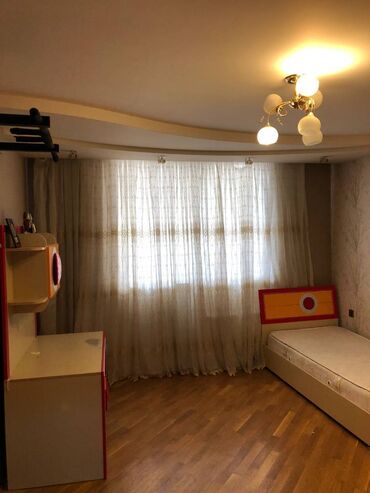 Uzunmüddətli kirayə mənzillər: Sulutəpədə çicək qəsəbəsində 5 mertebeli binanın 3-cü mərtəbəsində — 6