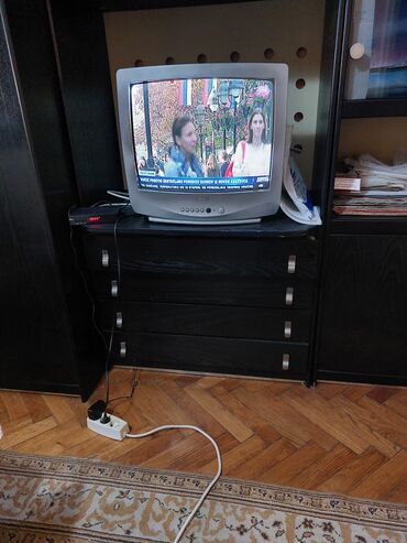 Televizori: ODLICAN Samsung kolor televizor, model tv c2 20 f12, dijagonala ekrana — 8