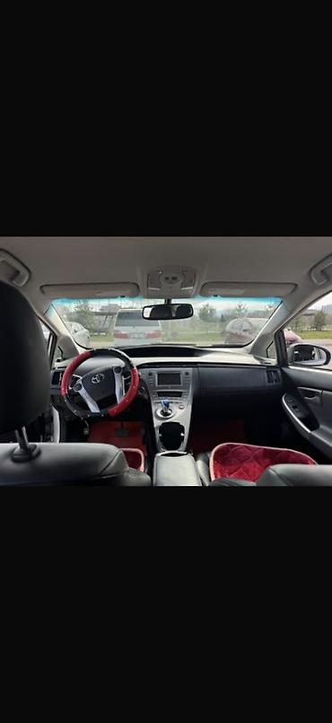 Toyota: Toyota Prius: 2015 г., 1.8 л, Вариатор, Гибрид, Хэтчбэк — 9