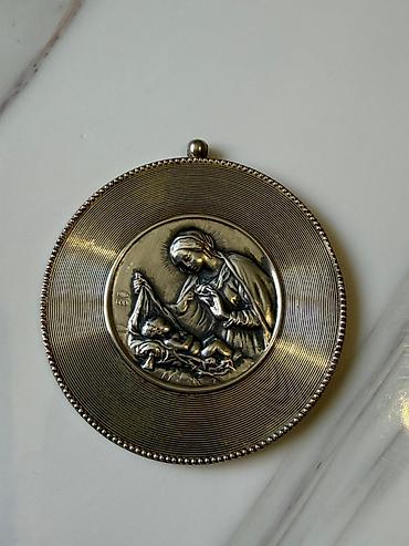 Italijanski vintage medaljon Bogorodica sa Isusom – srebro 800 Prelep — 4