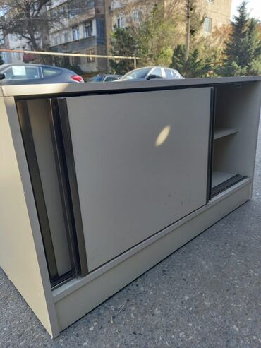 угловой шифоньер в спальню: Kupe, 2 qapılı Düz dolab