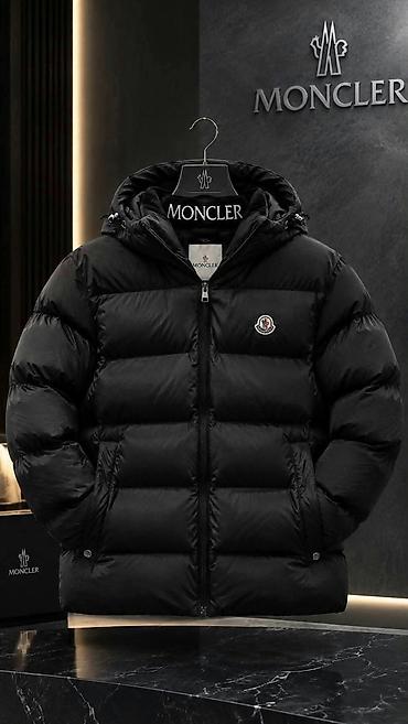 kik zenski prsluci: Muške zimske jakne
Cena 9700
Vel. S,M,L,XL,XXL 
P.novo90 — 1