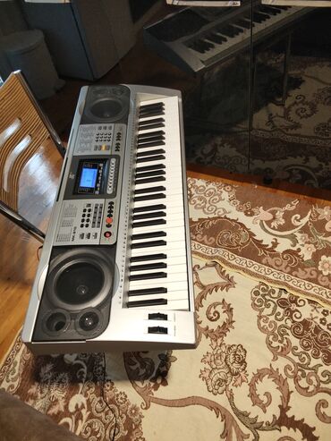 Sintezatorlar: Sintezator, Yeni, Ünvandan götürmə, Pulsuz çatdırılma — 12