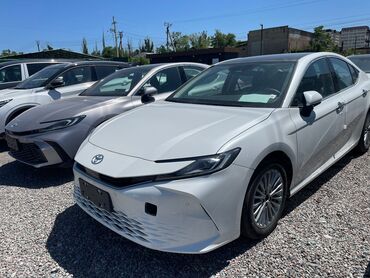 Toyota: Toyota Camry: 2024 г., 2 л, Автомат, Гибрид, Седан