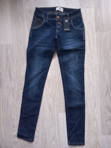 produzeni modeli farmerki: Jeans, Regular rise, Skinny