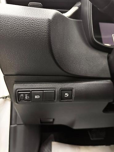 byd ev: Toyota Corolla: 2024 г., 1.8 л, Вариатор, Гибрид, Седан — 9