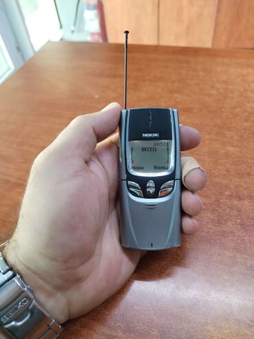 philips xenium w632: Nokia 1, 2 GB, rəng - Gümüşü, Düyməli