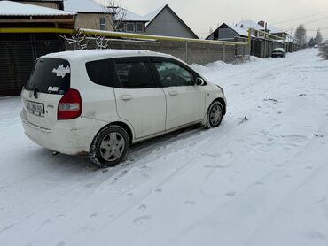 нонда хрв: Honda Fit: 2003 г., 1.3 л, Вариатор, Бензин, Хэтчбэк