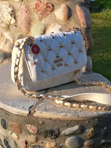 guess bela torba: Torba za rame, Guess