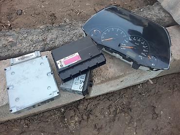 Двери и комплектующие: Дверь Комплект Ford, Оригинал — 10