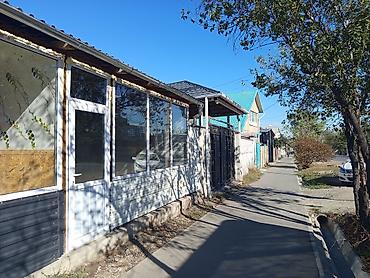 Помещение у дороги с панорамным остеклением - Формат: отдельно