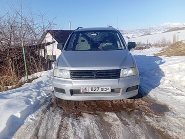 mitsubishi: Mitsubishi Space Wagon: 1999 г., 2.4 л, Механика, Бензин, Минивэн