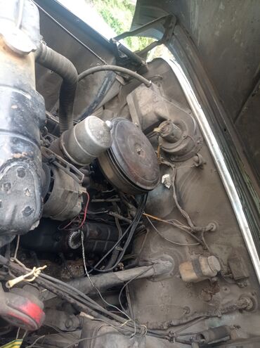 Yük maşınları: Yük maşını – GAZ 53 (mavi) - Korpus: iki rəngli (açıq mavi kabin — 7