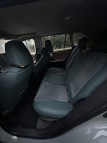 Продажа авто: Toyota RAV4: 2018 г., 2.5 л, Автомат, Бензин, Кроссовер — 9