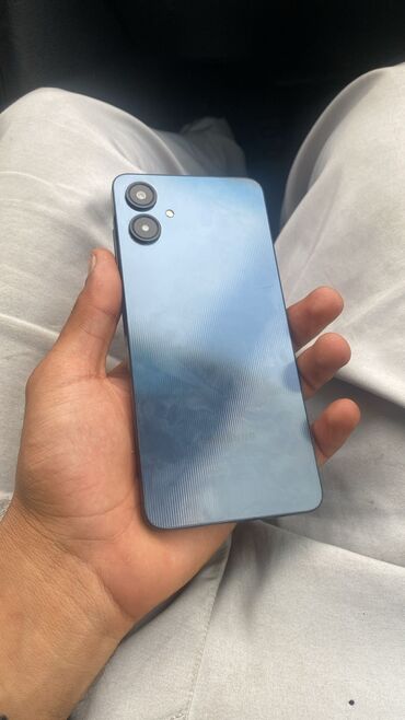 samsuq a 52: Samsung Galaxy A06, 128 ГБ, цвет - Синий