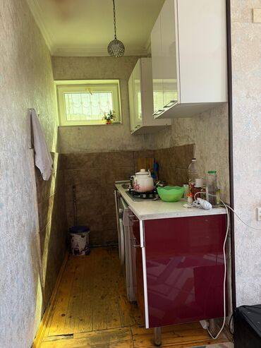 Həyət evləri və villaların satışı: Bakıxanov qəs. 5 otaqlı, 110 kv. m, Kredit yoxdur, Orta təmir — 6