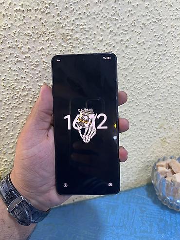 poko c75: Poco rəng - Qara, Sensor — 2