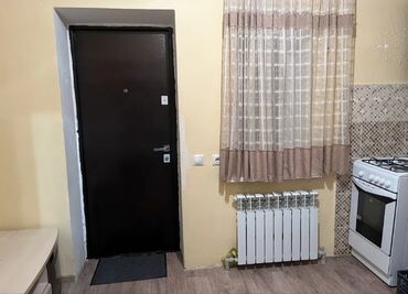 Долгосрочная аренда домов: 80 м², 2 комнаты, Бронированные двери, Сарай, Забор, огорожен