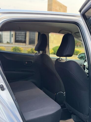 Toyota: Toyota Vitz: 1.3 l | 2012 il Hetçbek — 7