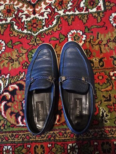 ремонт швейных машин: TƏZƏDİ AYAQQABI RAZMER42