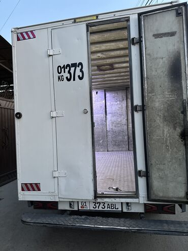 Легкий грузовой транспорт: Легкий грузовик, Mercedes-Benz, Б/у at lalafo.kg — 7 Легкий грузовой транспорт: Легкий грузовик, Mercedes-Benz, Б/у — 7