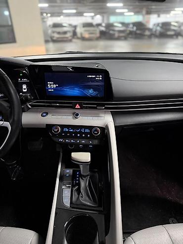 Hyundai: Hyundai Avante: 2022 г., 1.6 л, Гибрид — 9