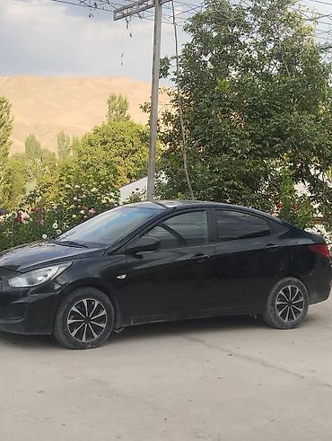 solaris accent: Hyundai Solaris: 2012 г., 1.6 л, Автомат, Бензин — 4
