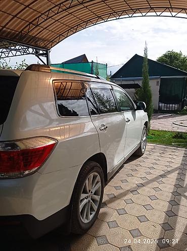 bridgeston: Toyota Highlander: 2011 г., 3.5 л, Автомат, Бензин, Внедорожник — 3