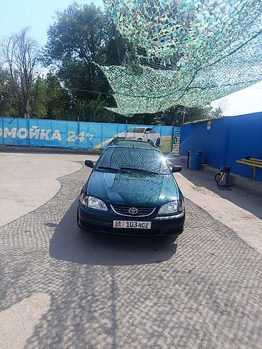 стёк: Toyota Avensis: 2001 г., 1.8 л, Механика, Бензин, Универсал — 9