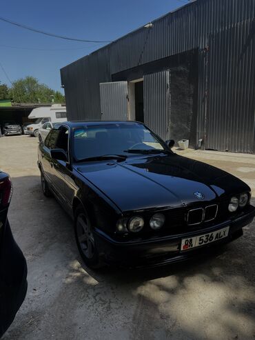 BMW: BMW 5 series: 1990 г., 2.5 л, Механика, Бензин, Седан