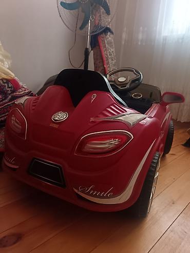 qalenvagen sekilleri: Uşaqlar üçün elektrikli minik maşını - Rəng: qırmızı-ağ, xrom detallı — 4